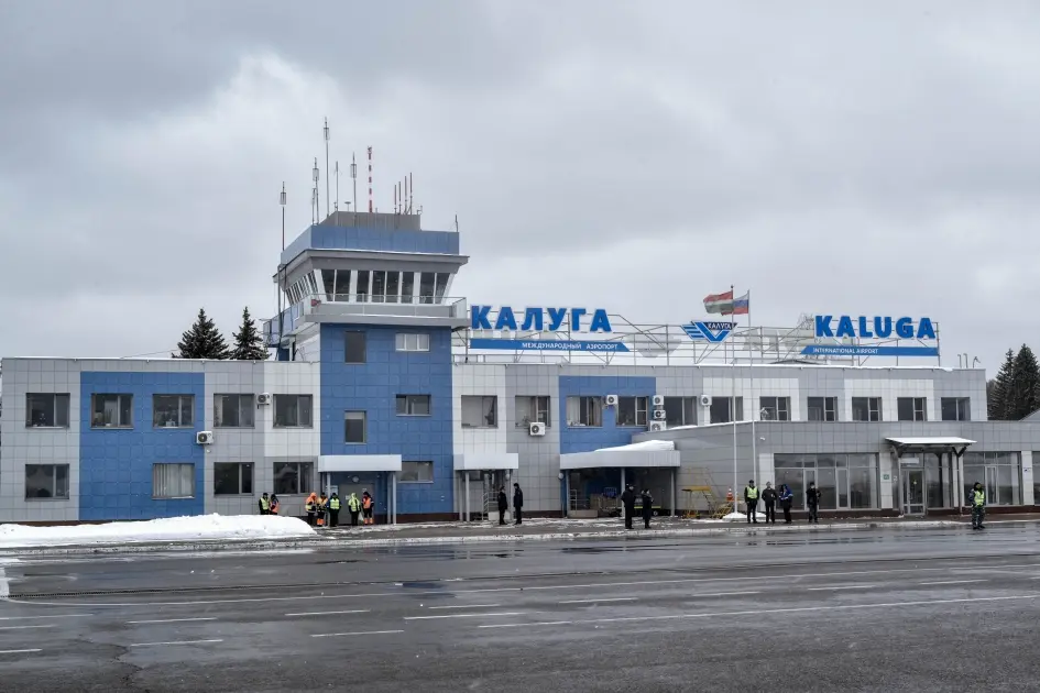 Калужский аэропорт прекратил прием и выпуск самолетов